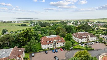 Turnberry Serviced Apartments