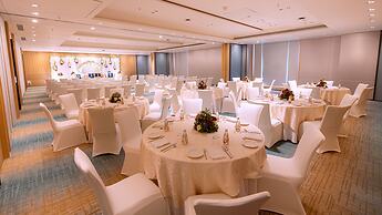 Courtyard By Marriott Vadodara