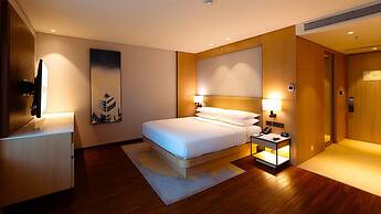 Courtyard By Marriott Vadodara