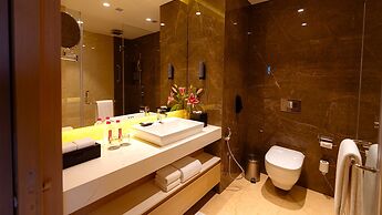 Courtyard By Marriott Vadodara