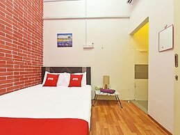 OYO 90431 Cz Hotel