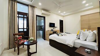 Olive Service Apartment-Golf Course Road