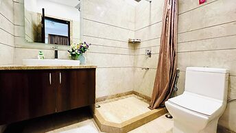 Olive Service Apartment-Golf Course Road