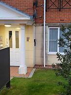 Lovely 2-bed Apartment in West Bromwich