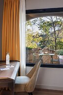 Lou Calen Retreat