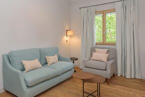 Lou Calen Retreat