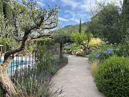 Lou Calen Retreat