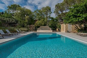 Lou Calen Retreat