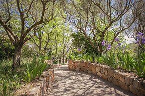 Lou Calen Retreat