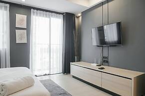 Comfort Studio at Daan Mogot City Apartment