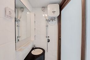 Gorgeous and Comfy Studio Sky House BSD Apartment