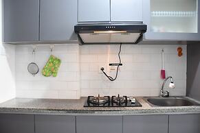Nice and Comfy Studio Apartment at Signature Park Grande