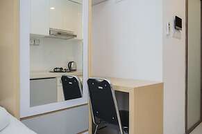Fancy and Nice Studio at Sky House BSD Apartment