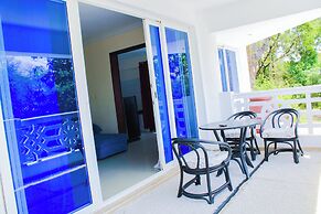 Sunrise Resort Apartments & Spa