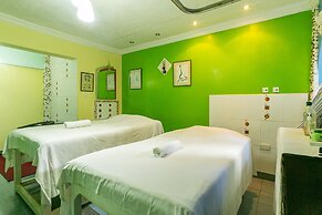 Sunrise Resort Apartments & Spa