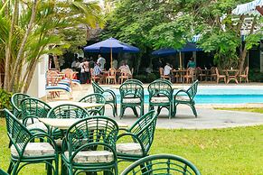 Sunrise Resort Apartments & Spa