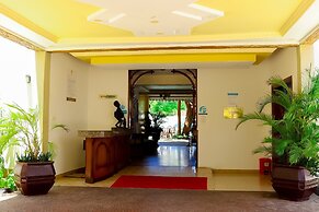 Sunrise Resort Apartments & Spa