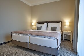 Hotel Queens