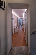 GRANDI 32  Boutique Residence