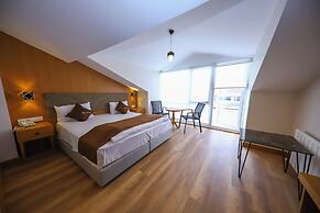 Ruby Royal Hotel