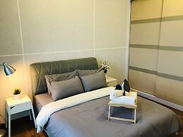 Paragon Suite By Antlerzone