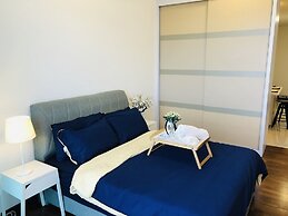 Paragon Suite By Antlerzone