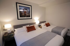 Boutique 50
