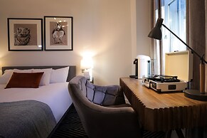 Boutique 50