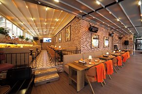 La Vida Hotel