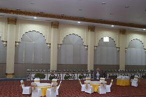 Gadiraju Palace Convention Centre & Hotel
