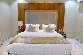 Crown City Hotel