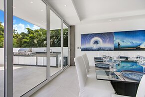 Ultra Modern Villa with Chef & Maid