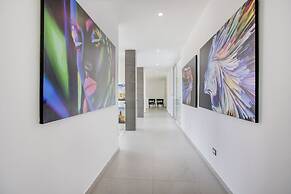 Ultra Modern Villa with Chef & Maid