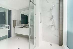 Ultra Modern Villa with Chef & Maid