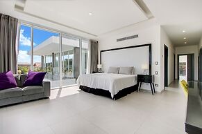Ultra Modern Villa with Chef & Maid