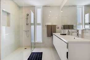 Ultra Modern Villa with Chef & Maid
