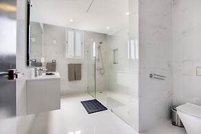 Ultra Modern Villa with Chef & Maid
