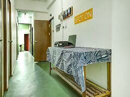 SPOT ON 90432 Brilliant Home