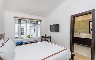 Amazing Private Villa with Chef & Maids