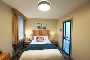 Riva Boutique Hotel & Restaurant