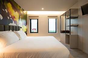 Grapple Hotel