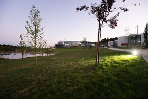 Grapple Hotel