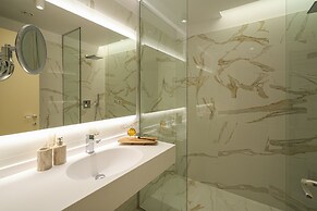 VISIONAPARTMENTS Nicolae Caramfil