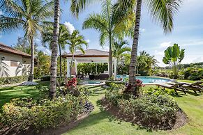 Beautiful Villa with Pool Gym and Maid