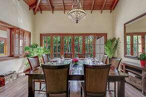 Beautiful Villa with Pool Gym and Maid