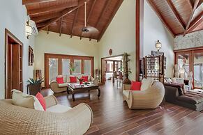 Beautiful Villa with Pool Gym and Maid