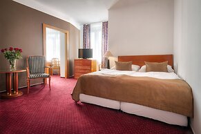 Hotel Harmony