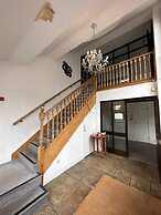 The Pheasant Bar & Restaurant Hotel