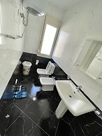 LUXURY RESIDENCE