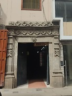 Hostal Monumental